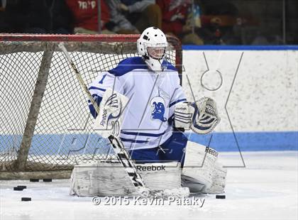 Thumbnail 1 in Xavier vs. Darien (CIAC D1 Semiinal) photogallery.