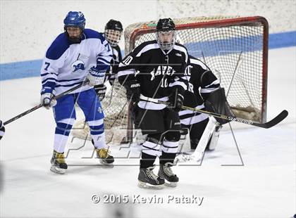 Thumbnail 1 in Xavier vs. Darien (CIAC D1 Semiinal) photogallery.