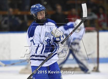 Thumbnail 3 in Xavier vs. Darien (CIAC D1 Semiinal) photogallery.