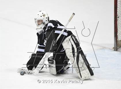 Thumbnail 2 in Xavier vs. Darien (CIAC D1 Semiinal) photogallery.