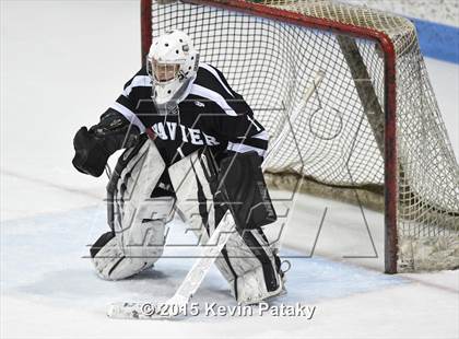 Thumbnail 2 in Xavier vs. Darien (CIAC D1 Semiinal) photogallery.