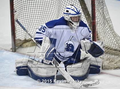 Thumbnail 3 in Xavier vs. Darien (CIAC D1 Semiinal) photogallery.