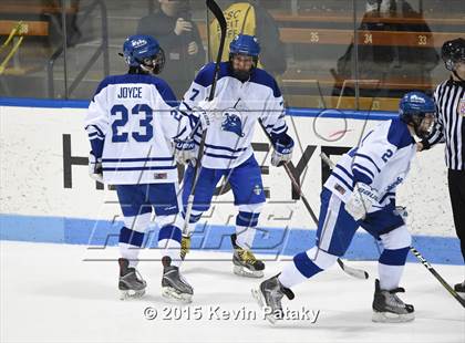 Thumbnail 2 in Xavier vs. Darien (CIAC D1 Semiinal) photogallery.