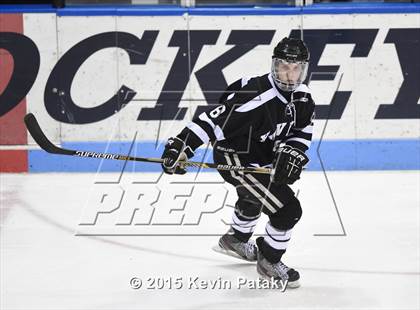 Thumbnail 3 in Xavier vs. Darien (CIAC D1 Semiinal) photogallery.
