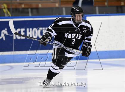Thumbnail 2 in Xavier vs. Darien (CIAC D1 Semiinal) photogallery.