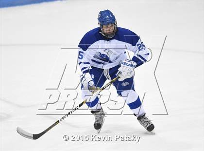 Thumbnail 2 in Xavier vs. Darien (CIAC D1 Semiinal) photogallery.