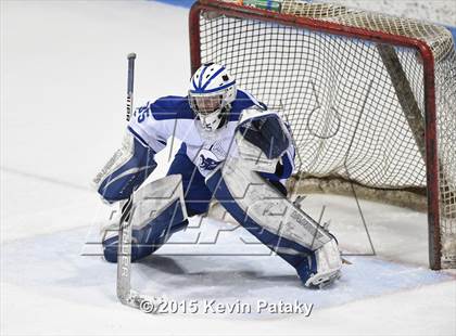 Thumbnail 1 in Xavier vs. Darien (CIAC D1 Semiinal) photogallery.