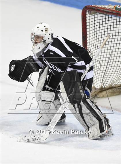 Thumbnail 1 in Xavier vs. Darien (CIAC D1 Semiinal) photogallery.