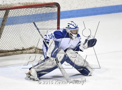 Thumbnail 1 in Xavier vs. Darien (CIAC D1 Semiinal) photogallery.