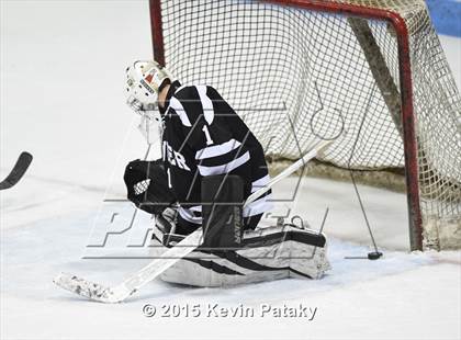 Thumbnail 1 in Xavier vs. Darien (CIAC D1 Semiinal) photogallery.