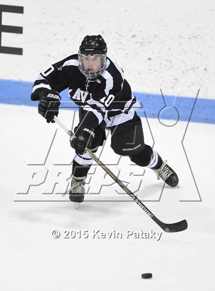 Thumbnail 1 in Xavier vs. Darien (CIAC D1 Semiinal) photogallery.