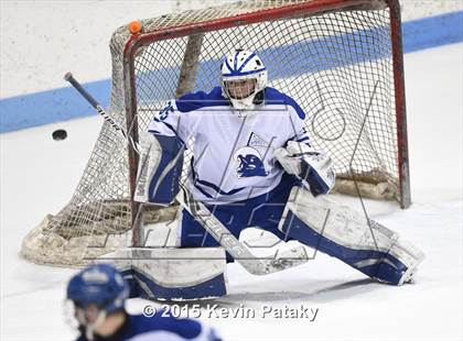 Thumbnail 1 in Xavier vs. Darien (CIAC D1 Semiinal) photogallery.