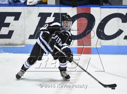 Thumbnail 3 in Xavier vs. Darien (CIAC D1 Semiinal) photogallery.