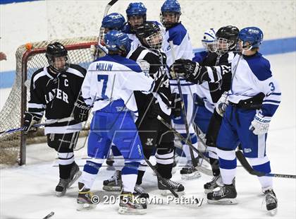 Thumbnail 2 in Xavier vs. Darien (CIAC D1 Semiinal) photogallery.