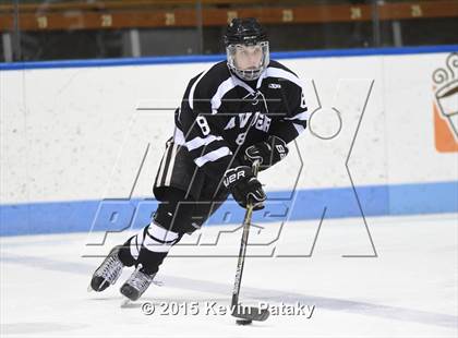 Thumbnail 3 in Xavier vs. Darien (CIAC D1 Semiinal) photogallery.