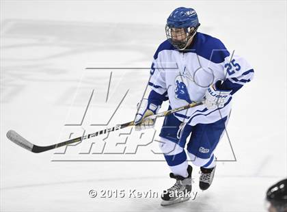 Thumbnail 1 in Xavier vs. Darien (CIAC D1 Semiinal) photogallery.