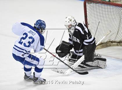 Thumbnail 1 in Xavier vs. Darien (CIAC D1 Semiinal) photogallery.