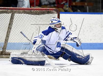 Thumbnail 2 in Xavier vs. Darien (CIAC D1 Semiinal) photogallery.