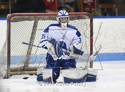 Thumbnail 1 in Xavier vs. Darien (CIAC D1 Semiinal) photogallery.