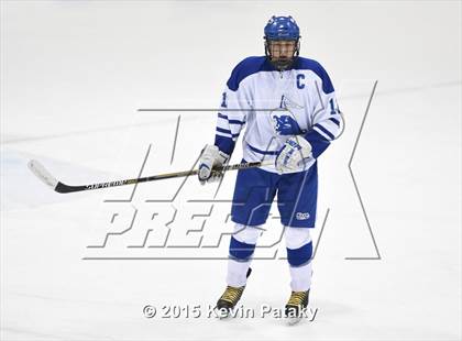 Thumbnail 1 in Xavier vs. Darien (CIAC D1 Semiinal) photogallery.