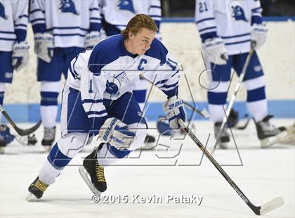 Thumbnail 2 in Xavier vs. Darien (CIAC D1 Semiinal) photogallery.