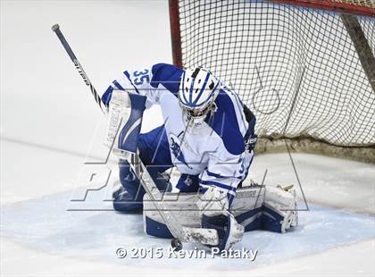 Thumbnail 1 in Xavier vs. Darien (CIAC D1 Semiinal) photogallery.