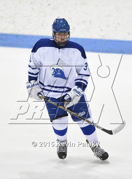 Thumbnail 2 in Xavier vs. Darien (CIAC D1 Semiinal) photogallery.
