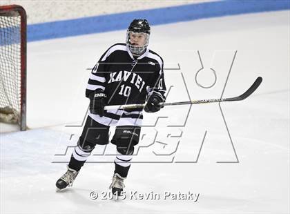 Thumbnail 2 in Xavier vs. Darien (CIAC D1 Semiinal) photogallery.