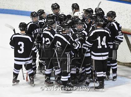 Thumbnail 3 in Xavier vs. Darien (CIAC D1 Semiinal) photogallery.
