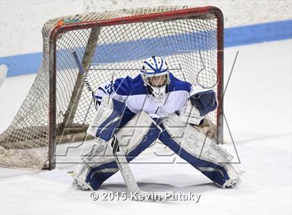 Thumbnail 2 in Xavier vs. Darien (CIAC D1 Semiinal) photogallery.