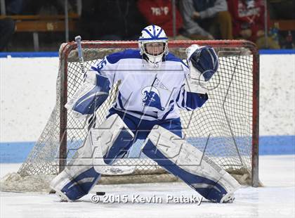 Thumbnail 1 in Xavier vs. Darien (CIAC D1 Semiinal) photogallery.