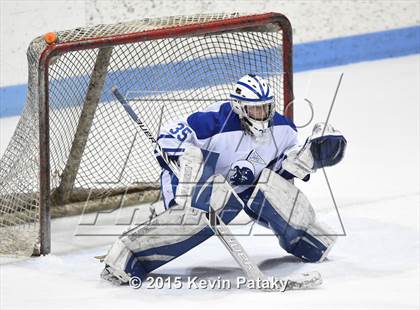 Thumbnail 1 in Xavier vs. Darien (CIAC D1 Semiinal) photogallery.
