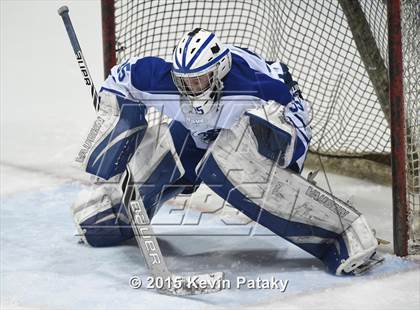 Thumbnail 2 in Xavier vs. Darien (CIAC D1 Semiinal) photogallery.