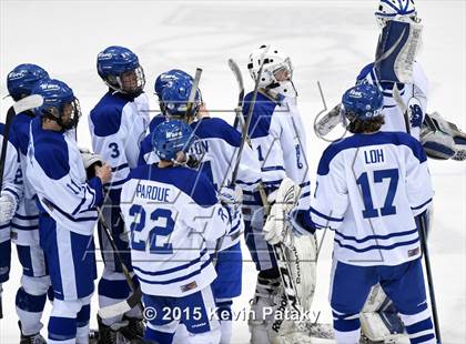 Thumbnail 2 in Xavier vs. Darien (CIAC D1 Semiinal) photogallery.