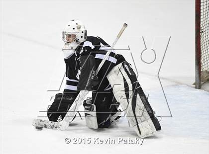 Thumbnail 3 in Xavier vs. Darien (CIAC D1 Semiinal) photogallery.