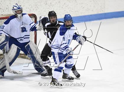 Thumbnail 1 in Xavier vs. Darien (CIAC D1 Semiinal) photogallery.