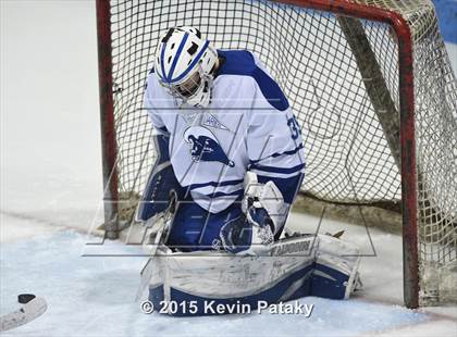 Thumbnail 2 in Xavier vs. Darien (CIAC D1 Semiinal) photogallery.