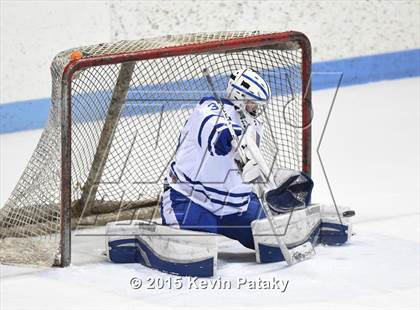 Thumbnail 3 in Xavier vs. Darien (CIAC D1 Semiinal) photogallery.
