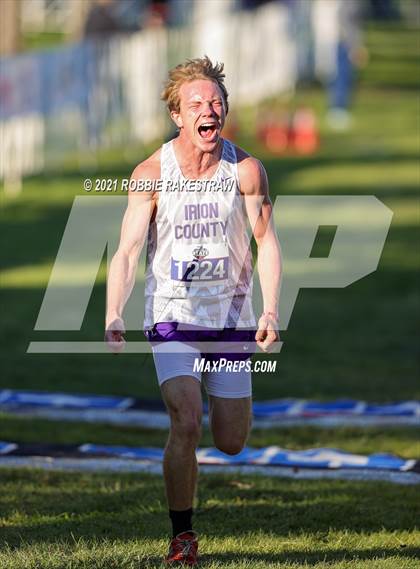 Thumbnail 3 in UIL Cross Country 1A Finals (5K) photogallery.