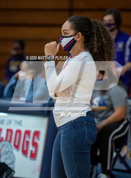 Thumbnail 2 in Jack Britt @ Terry Sanford (scrimmage) photogallery.