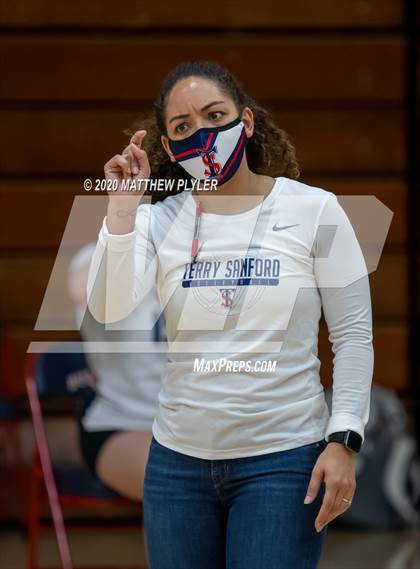 Thumbnail 3 in Jack Britt @ Terry Sanford (scrimmage) photogallery.