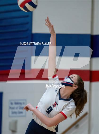 Thumbnail 1 in Jack Britt @ Terry Sanford (scrimmage) photogallery.