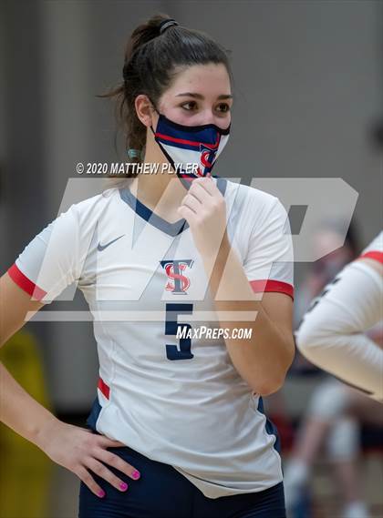 Thumbnail 3 in Jack Britt @ Terry Sanford (scrimmage) photogallery.