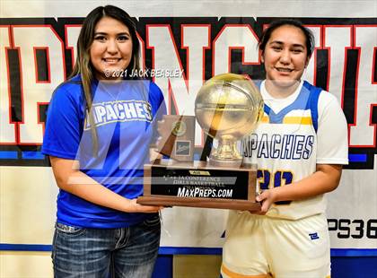 Thumbnail 3 in Fort Thomas vs. Mogollon  (AIA 1A Trophy Ceremony) photogallery.