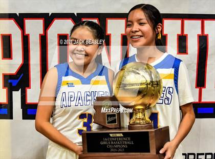 Thumbnail 1 in Fort Thomas vs. Mogollon  (AIA 1A Trophy Ceremony) photogallery.