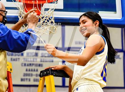 Thumbnail 3 in Fort Thomas vs. Mogollon  (AIA 1A Trophy Ceremony) photogallery.