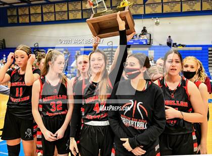 Thumbnail 2 in Fort Thomas vs. Mogollon  (AIA 1A Trophy Ceremony) photogallery.