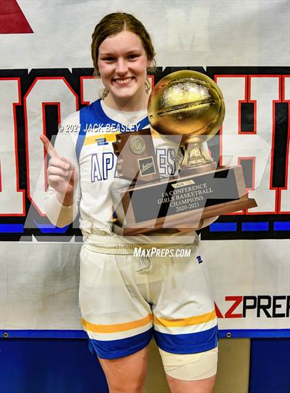 Thumbnail 2 in Fort Thomas vs. Mogollon  (AIA 1A Trophy Ceremony) photogallery.