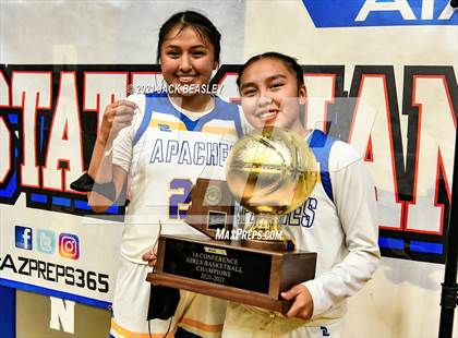 Thumbnail 2 in Fort Thomas vs. Mogollon  (AIA 1A Trophy Ceremony) photogallery.