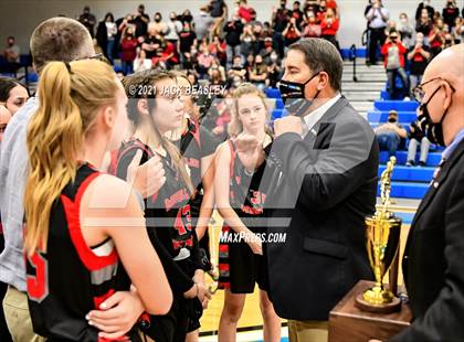 Thumbnail 1 in Fort Thomas vs. Mogollon  (AIA 1A Trophy Ceremony) photogallery.